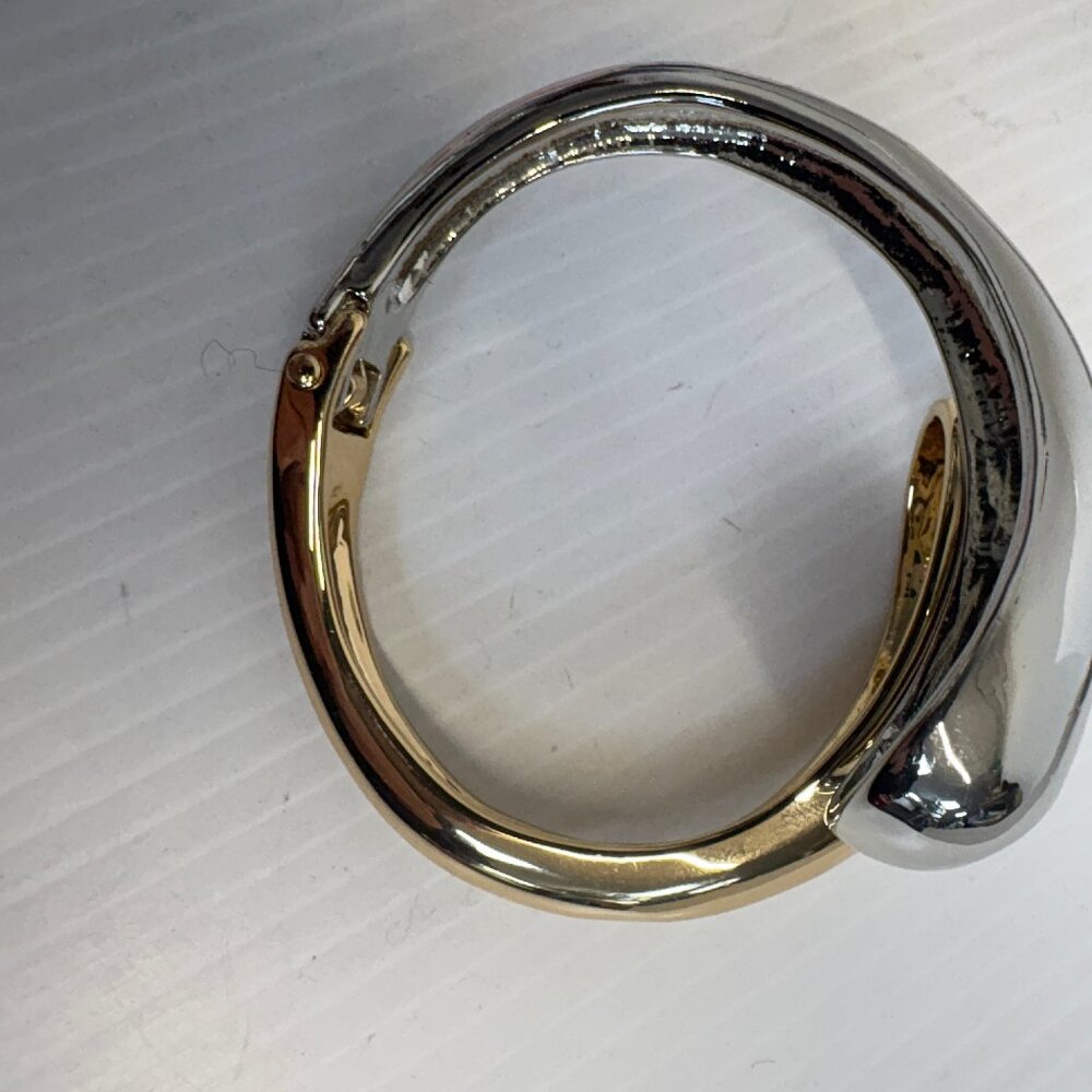 RLM Hinged Overlap Gold & Silver Bracelet - Picture 3 of 3